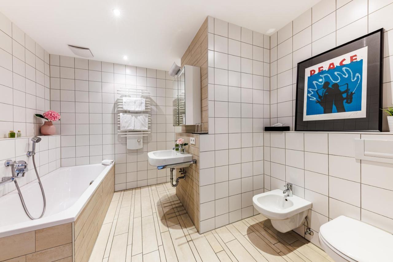 Aika Seaside Living Hotel Фридрихсхафен Экстерьер фото